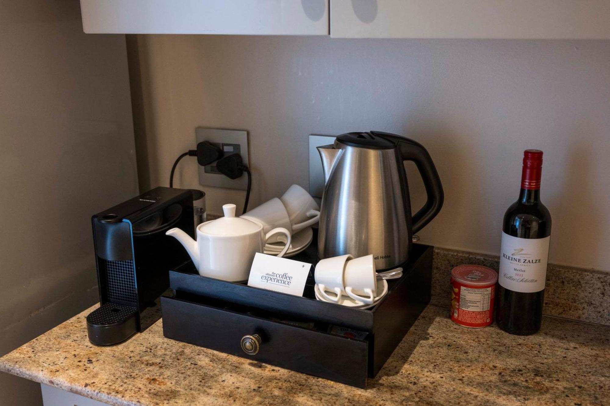 Beverly Hills Durban Exteriör bild A Nespresso machine in a hotel room