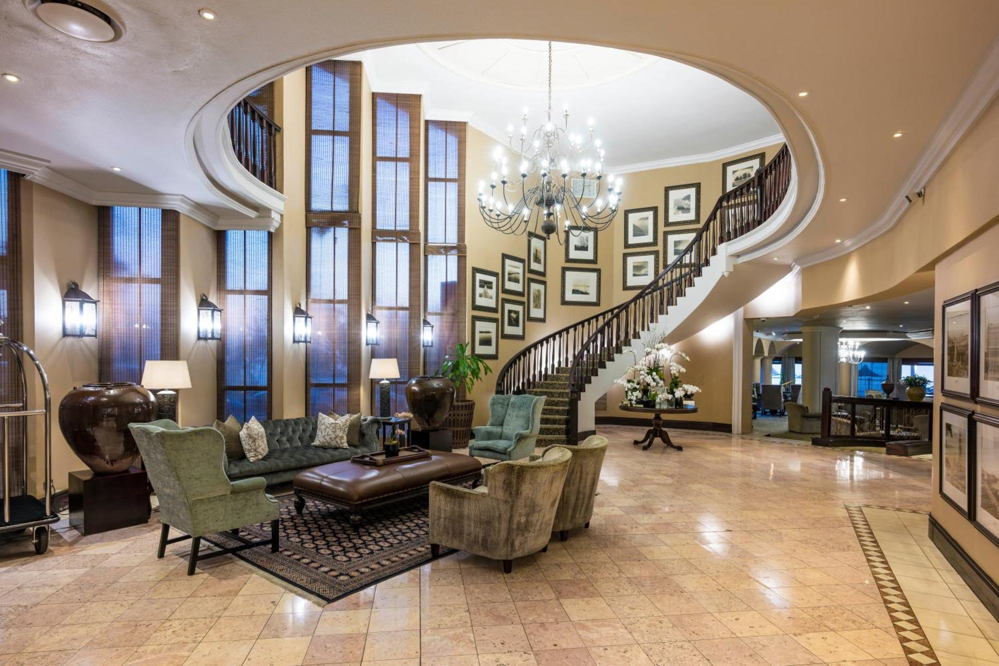 Beverly Hills Durban Exteriör bild The interior of the hotel