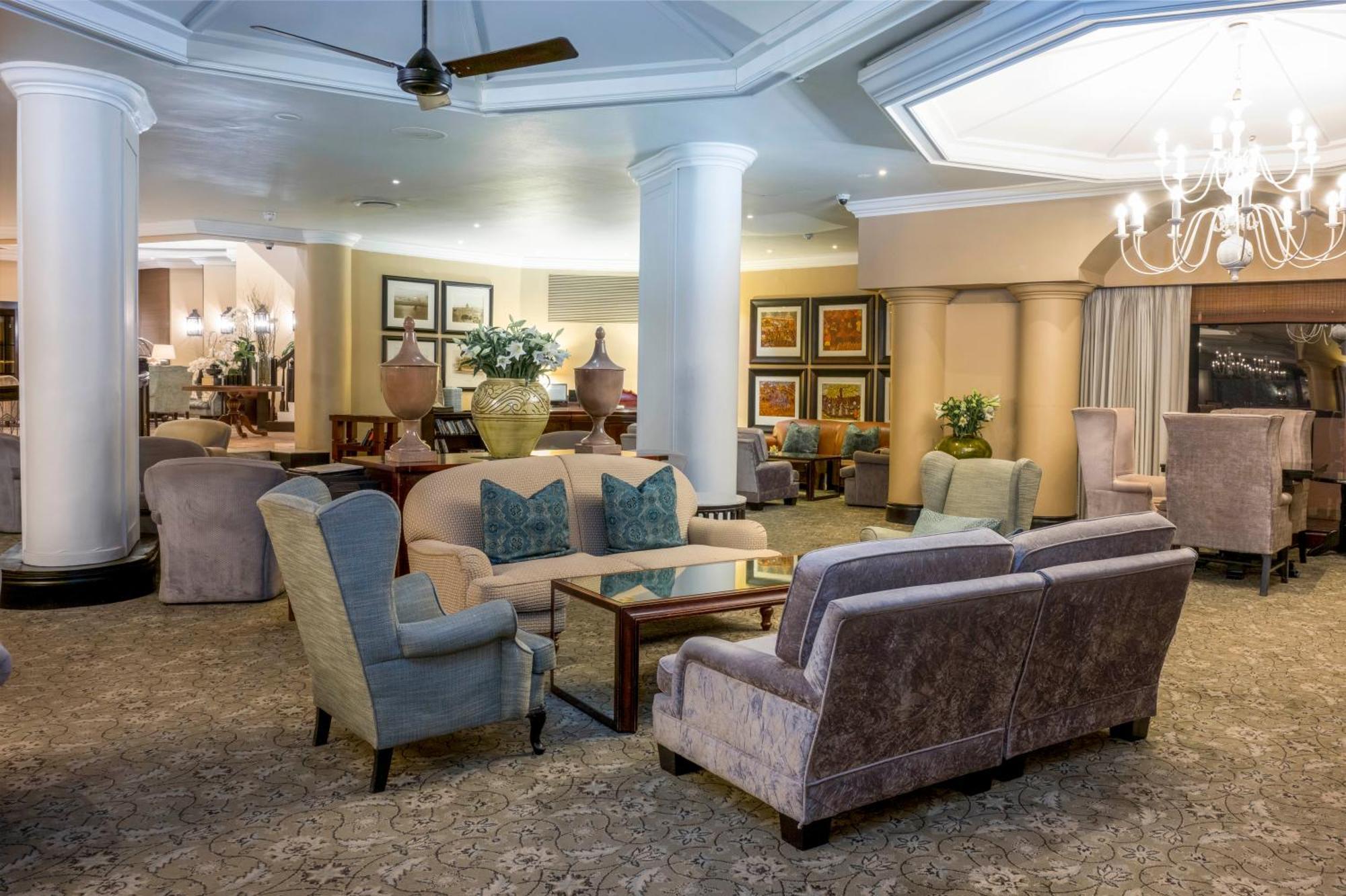 Beverly Hills Durban Exteriör bild The interior of the hotel